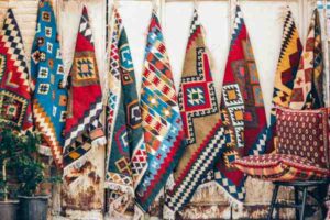 Jute Rug vs Wool Rug: Which One Belongs in Your Room?