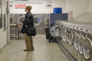 Smart Washer and Dryer Features: What Connected Laundry Can Do